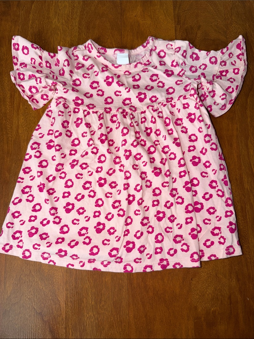 Harper Canyon Pink Leopard Print Flutter Sleeve Dress